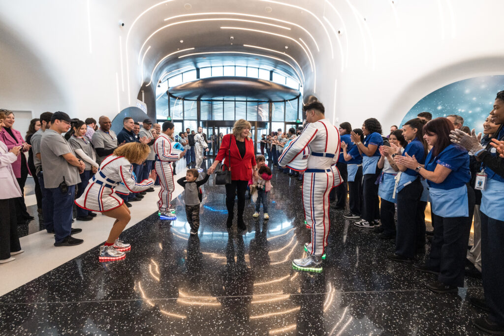 01_Universal Stella Nova Resort Celebrates Its First Guests During Opening Day 1024x683