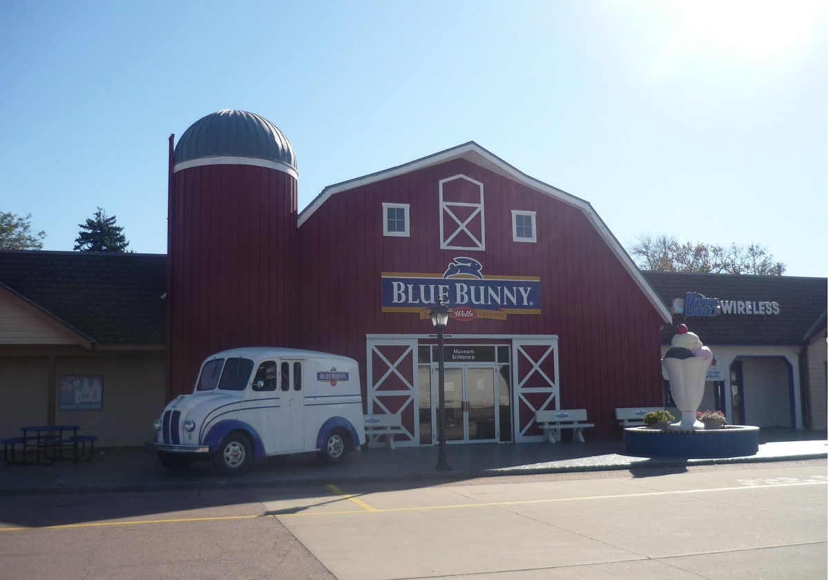 bluebunny1200.jpeg